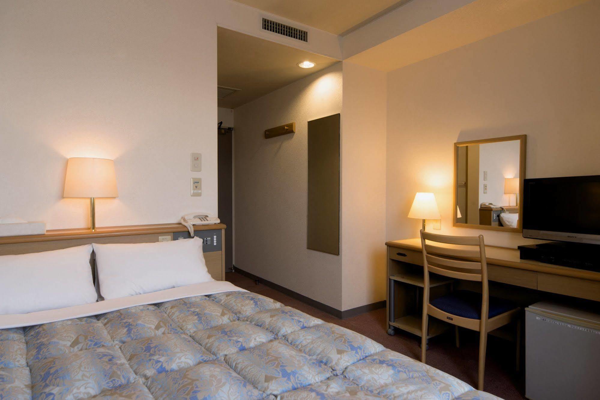Mutsu Park Hotel Extérieur photo
